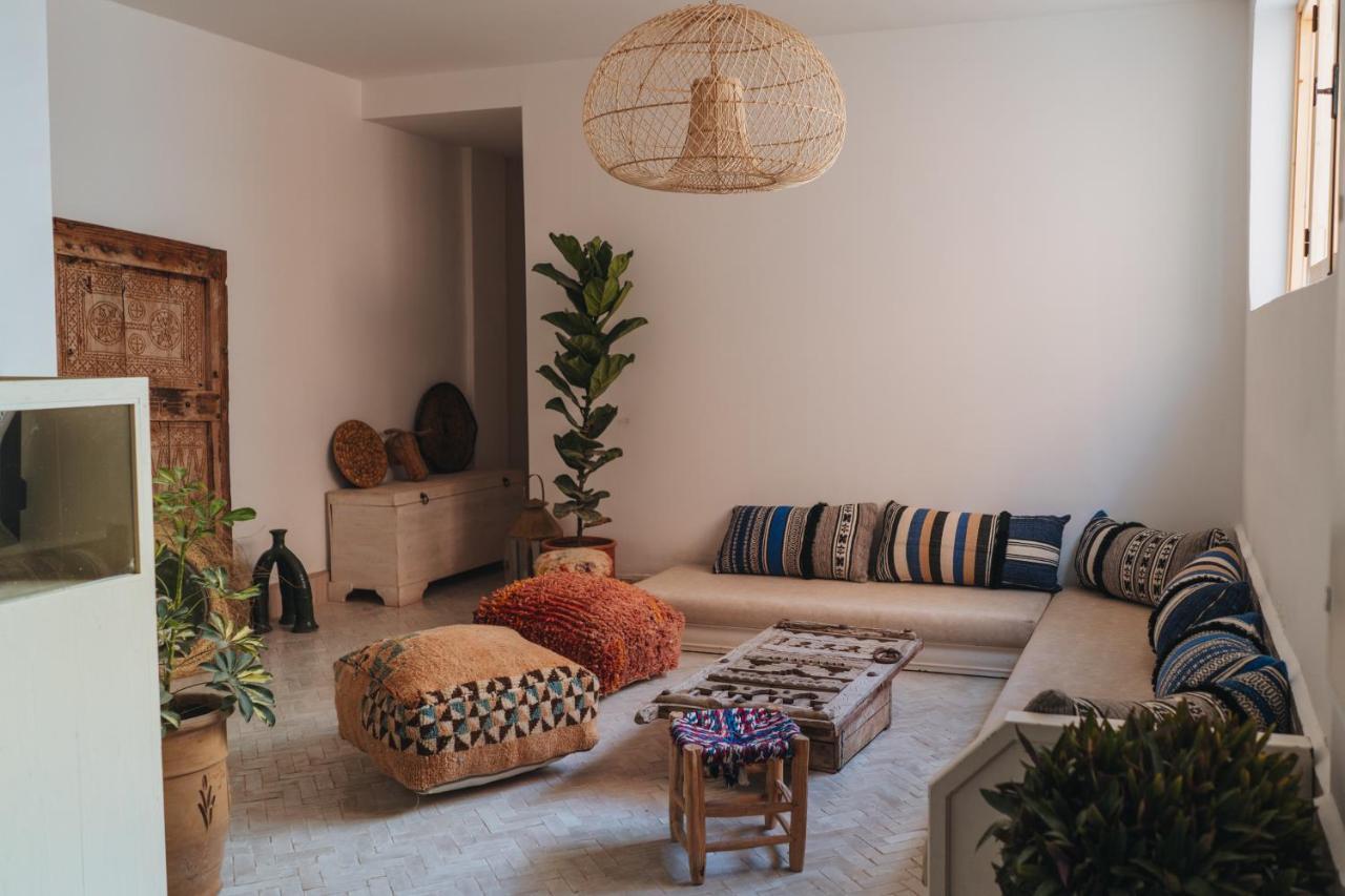 Blue Waves Boutique Hostel Tamraght Екстер'єр фото
