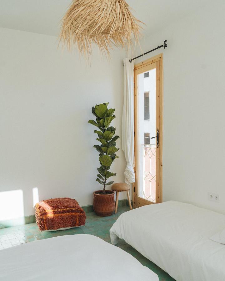 Blue Waves Boutique Hostel Tamraght Екстер'єр фото