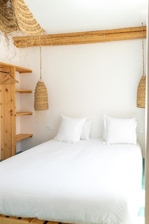 Blue Waves Boutique Hostel Tamraght Екстер'єр фото