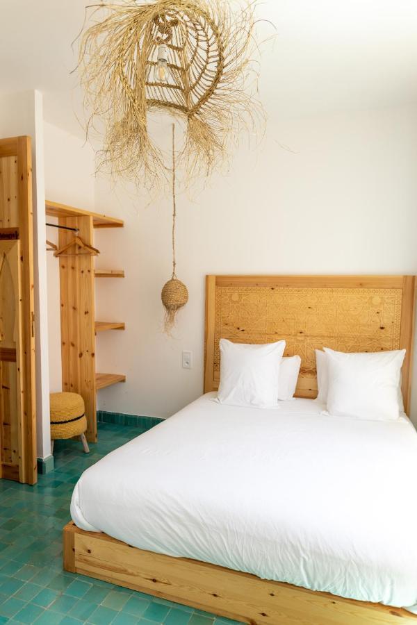 Blue Waves Boutique Hostel Tamraght Екстер'єр фото