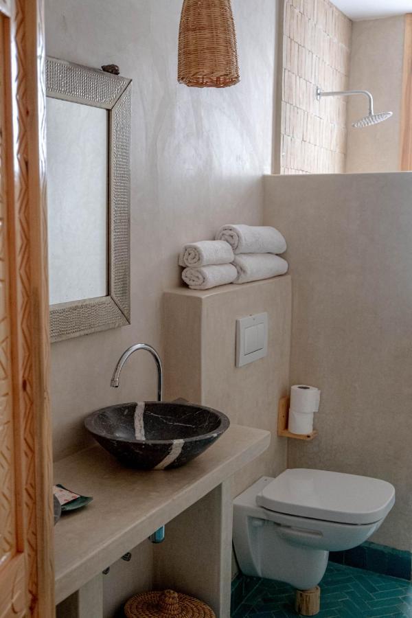 Blue Waves Boutique Hostel Tamraght Екстер'єр фото