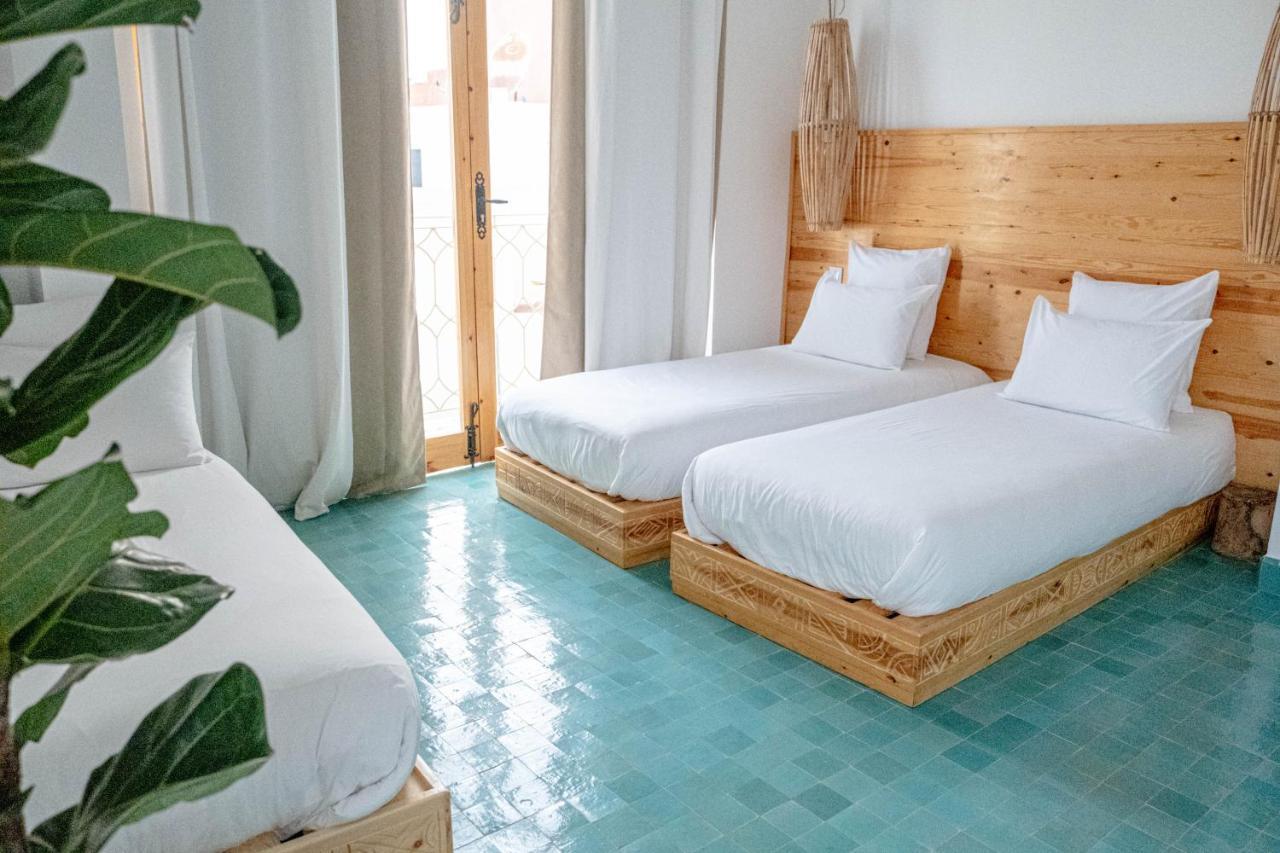 Blue Waves Boutique Hostel Tamraght Екстер'єр фото