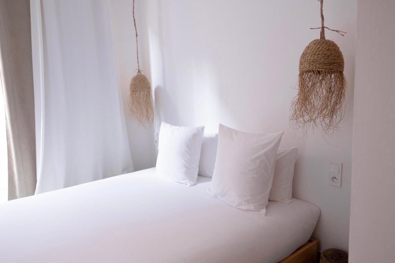 Blue Waves Boutique Hostel Tamraght Екстер'єр фото