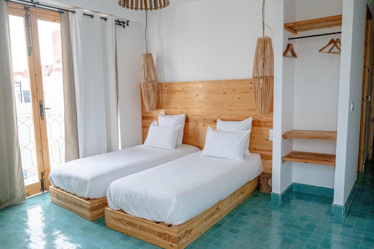 Blue Waves Boutique Hostel Tamraght Екстер'єр фото